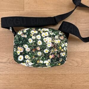Baggu Daisy Camera Bag